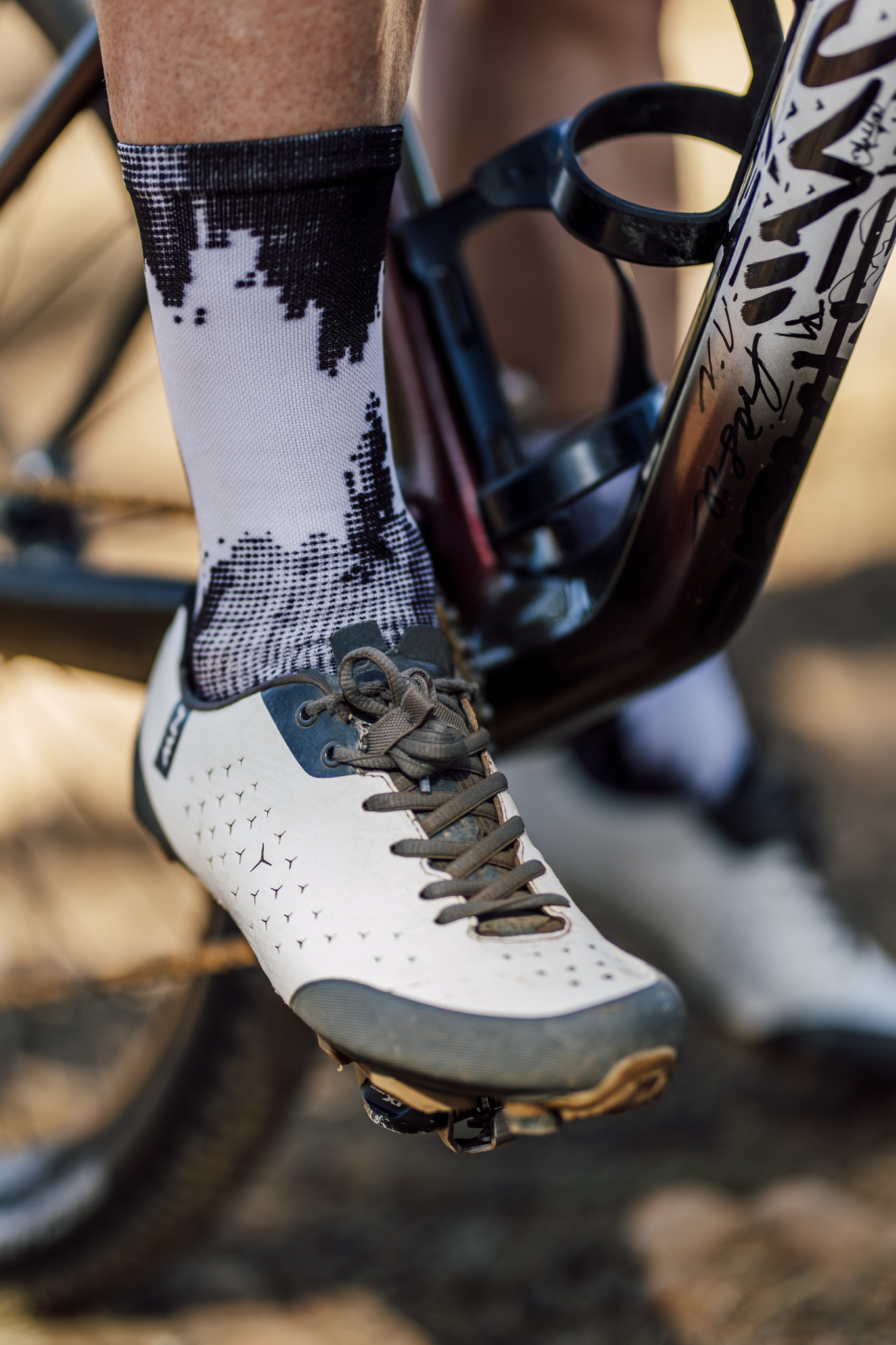 Gravel White Crew Socken von Sox Footwear – Bild 4